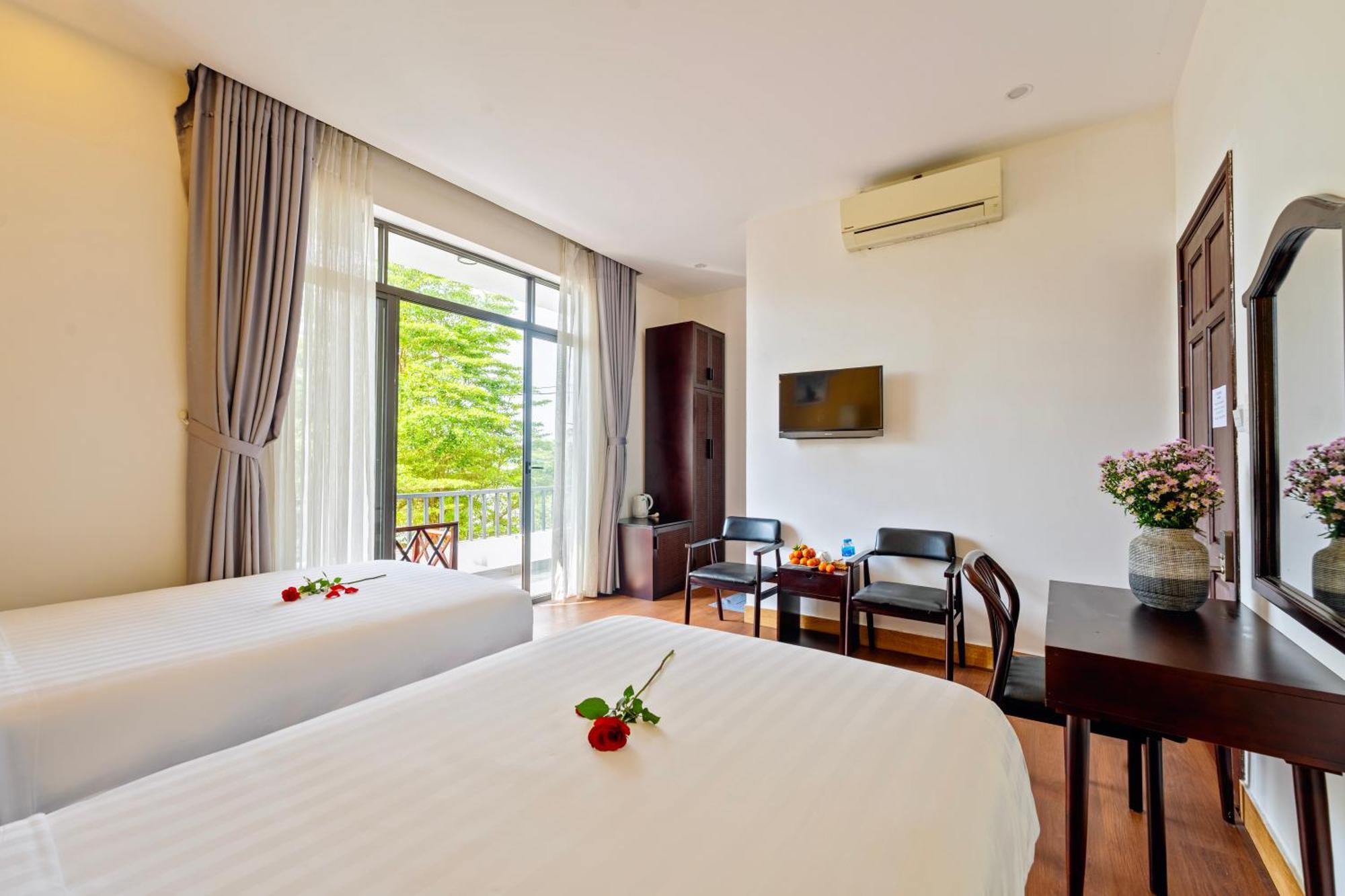 Serene Riverside Hotel Hội An Kültér fotó