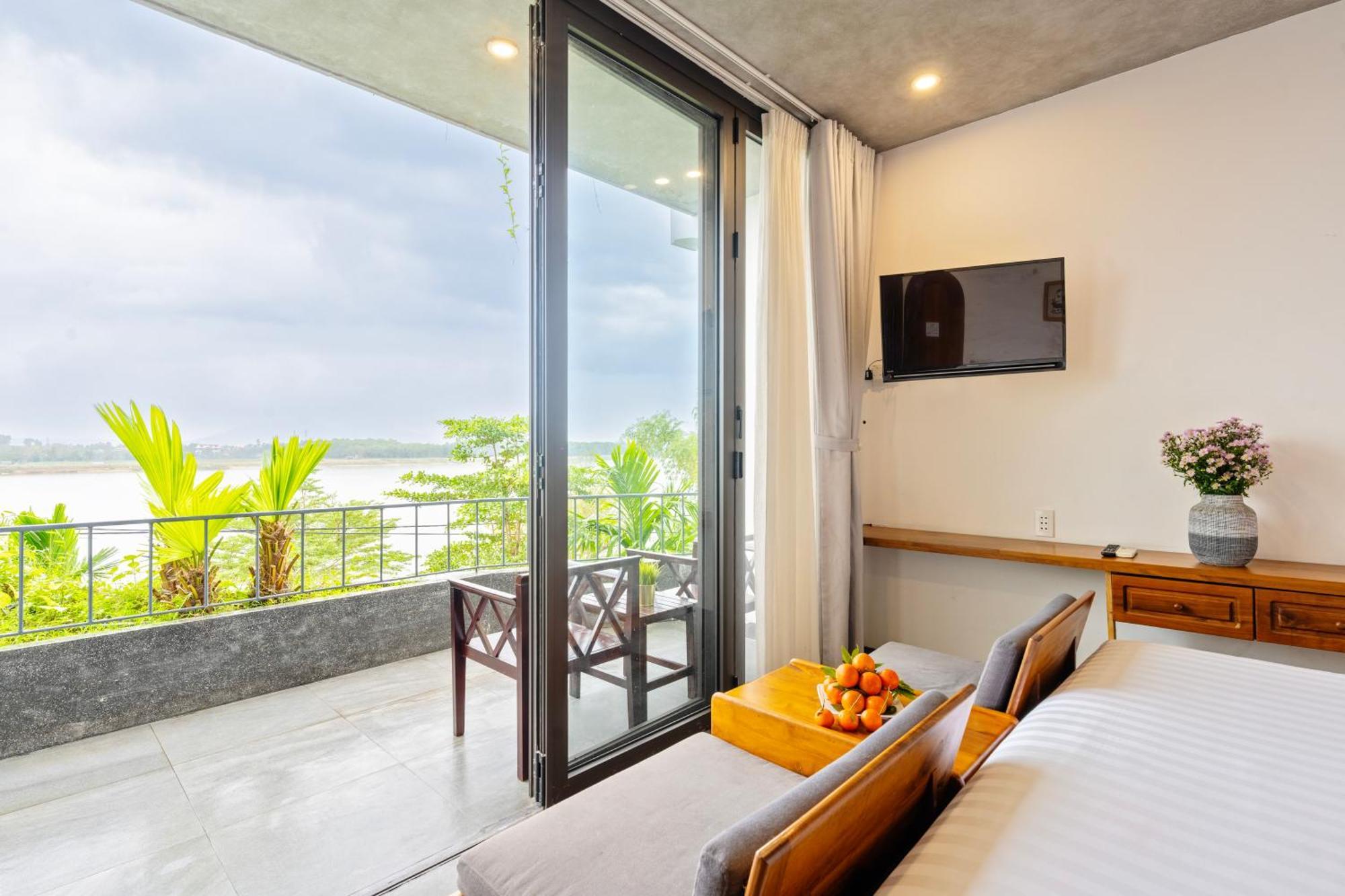 Serene Riverside Hotel Hội An Kültér fotó