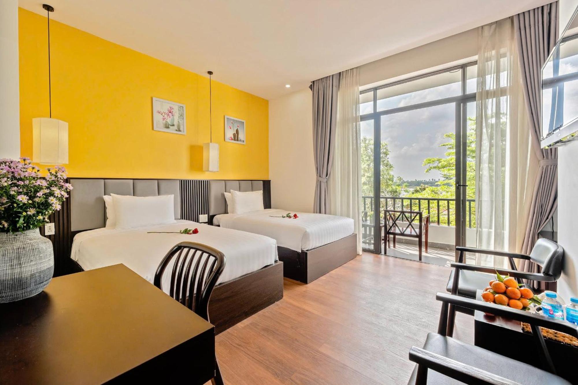 Serene Riverside Hotel Hội An Kültér fotó